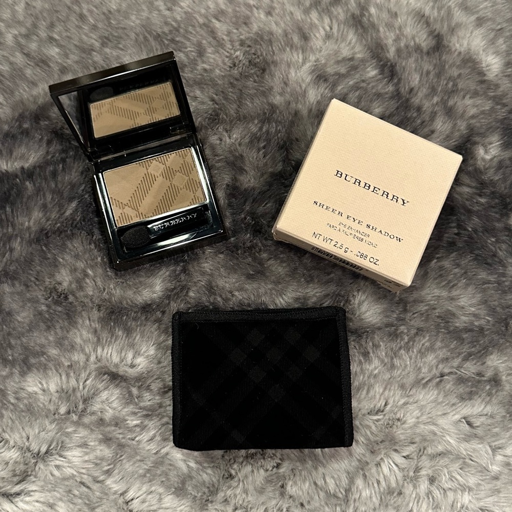 Burberry Eyeshadow No. 08 Khaki
